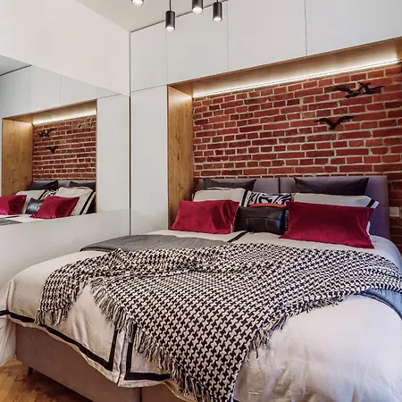 Rzeszowska 5 7 Apartman *